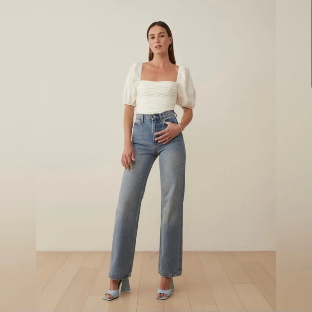 Romantic Barry Top Reformation